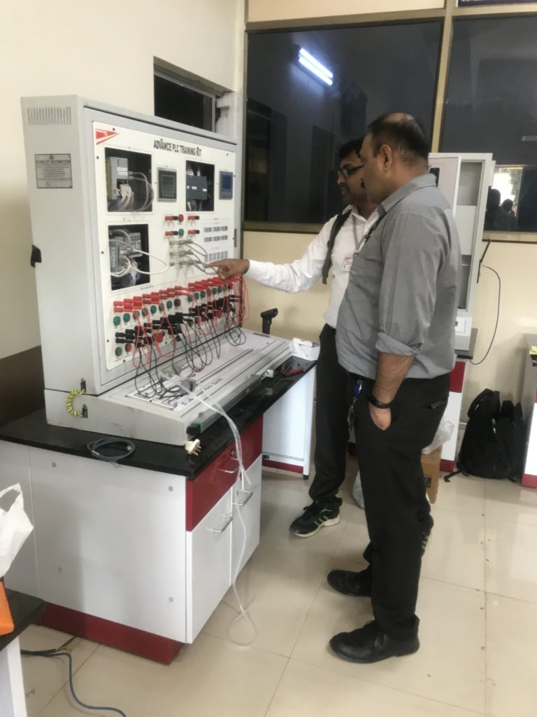 Inauguration of MECHTRONICS Lab at Mahindra & Mahindra