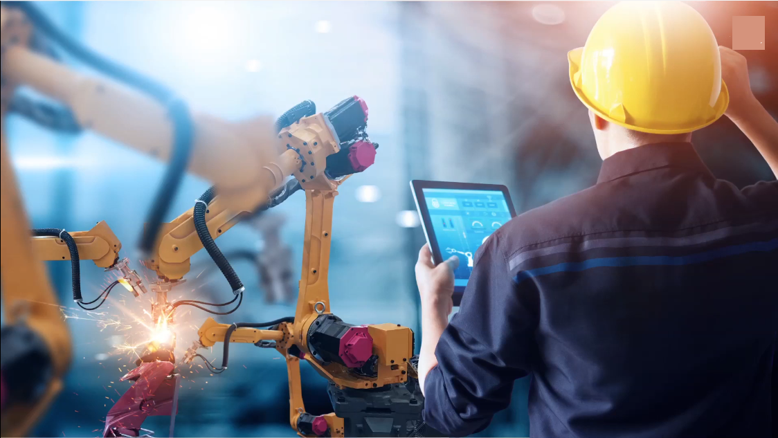 Industry 4.0 Services for Manufacturing Industry